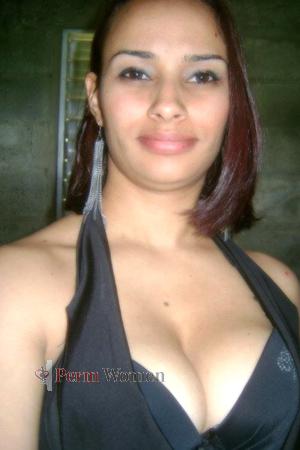 150826 - Elizabeth Age: 36 - Dominican Republic