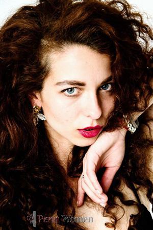 165306 - Elena Age: 31 - Ukraine