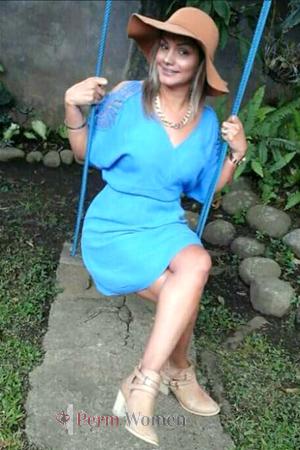 167639 - Michelle Age: 45 - Costa Rica