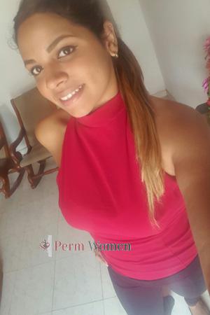 169001 - Gheraldine Age: 30 - Colombia