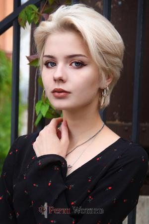 186516 - Svetlana Age: 26 - Russia