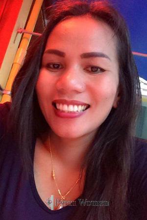 197782 - Jittaphat (Bam) Age: 45 - Thailand