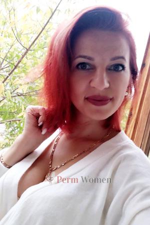 199054 - Elizaveta Age: 43 - Ukraine