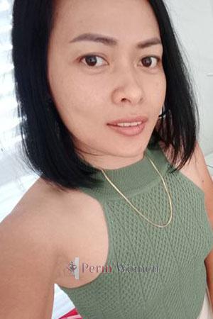 199664 - Phatsaraphorn Age: 37 - Thailand