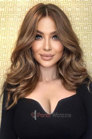 205464 - Elena Age: 36 - Russia