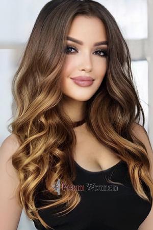 205471 - Sveta Age: 27 - Russia