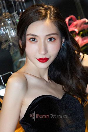 206751 - Baoxuan Age: 28 - China