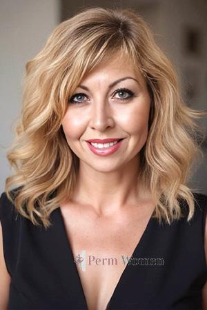 210657 - Julia Age: 52 - Norway