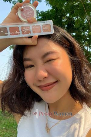 210953 - Jintana Age: 26 - Thailand