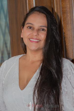 212053 - Fernanda Age: 39 - Colombia