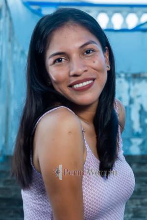 212061 - Iris Age: 37 - Peru