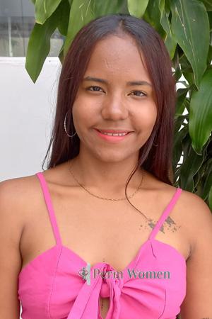 213235 - Natalia Age: 23 - Colombia