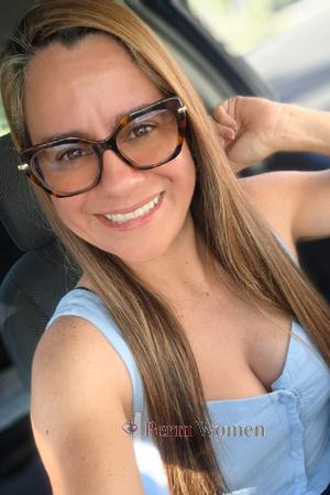 213433 - Karol Age: 44 - Costa Rica