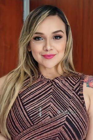 217984 - Estefania Age: 36 - Colombia