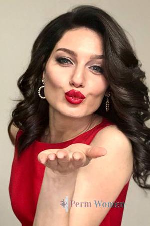 220710 - Olena Age: 38 - Ukraine