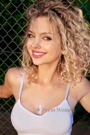 221360 - Ksenya Age: 22 - Ukraine