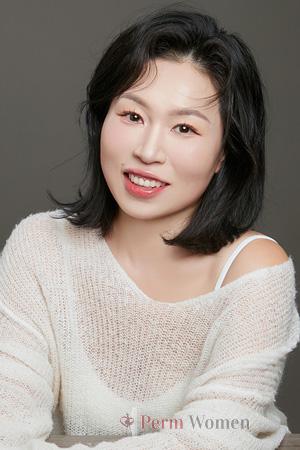 221487 - Penny Age: 42 - China