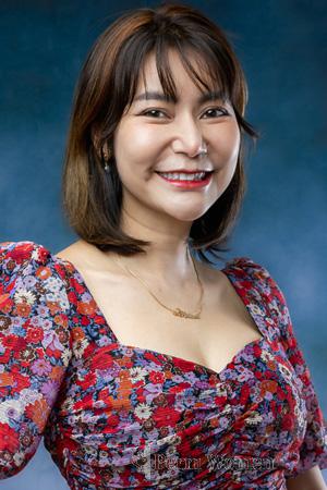 221548 - Arissara Age: 44 - Thailand