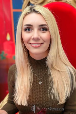 221883 - Viktoria Age: 38 - Ukraine