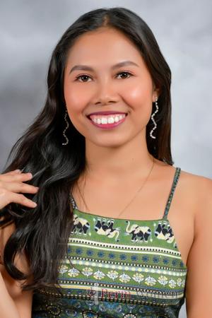 223136 - Lea Age: 25 - Philippines