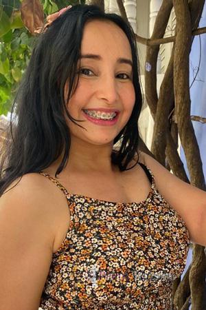 223203 - Brenda Age: 39 - Colombia