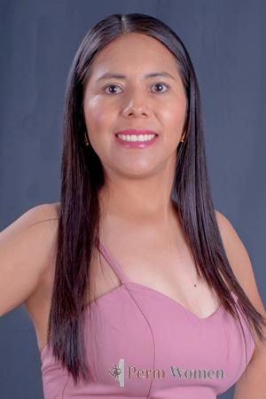 223585 - Flora Age: 36 - Bolivia