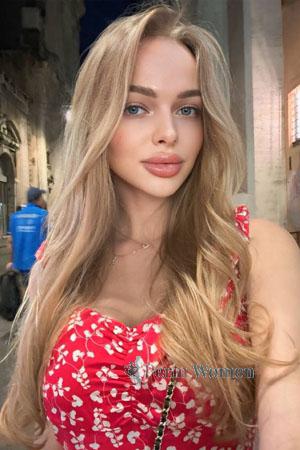 224333 - Lilia Age: 27 - Ukraine